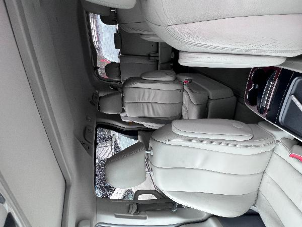 2013 Toyota塞纳 XLE 11万迈，价格1出头