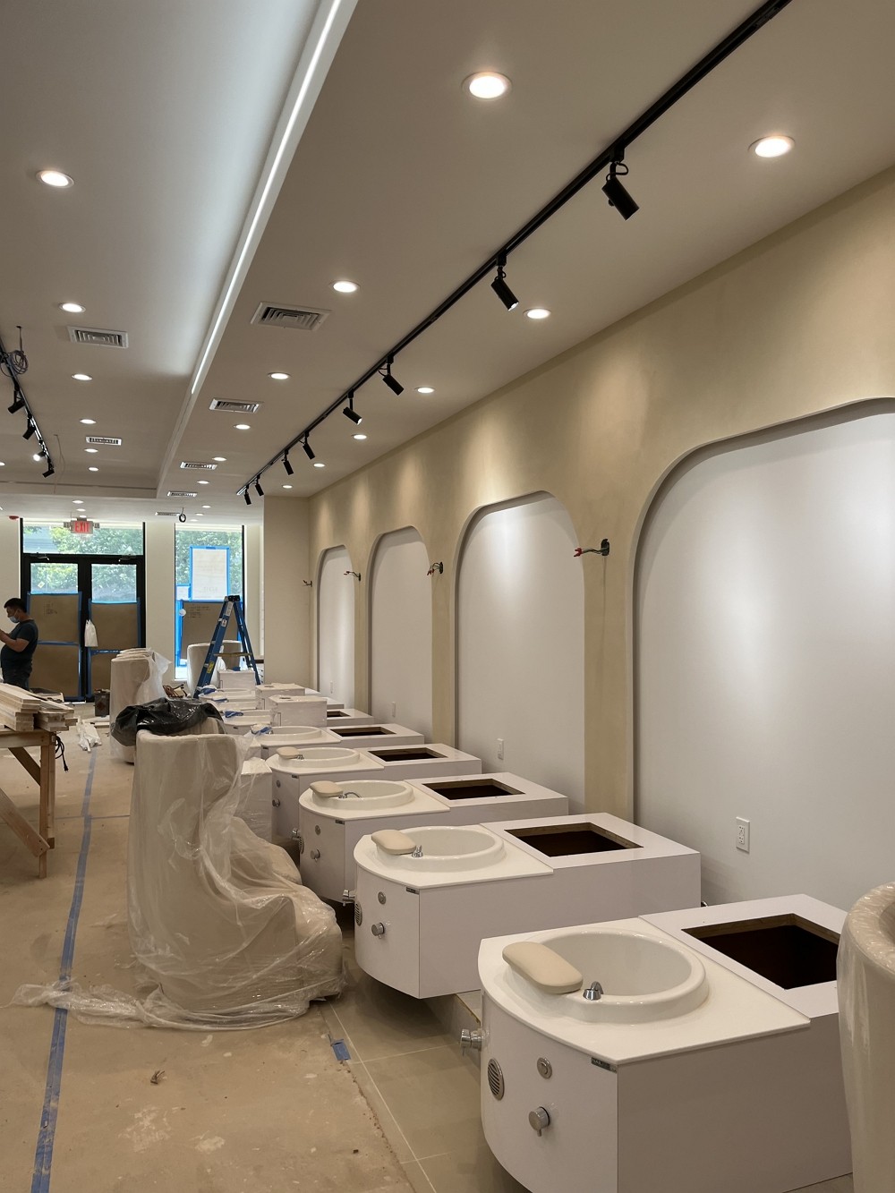 安居装修 专业房屋装修,室内屋顶吊层造型 免费估价 黄师傅 安居装修 专业房屋装修,室内屋顶吊层造型 免费估价 黄师傅
