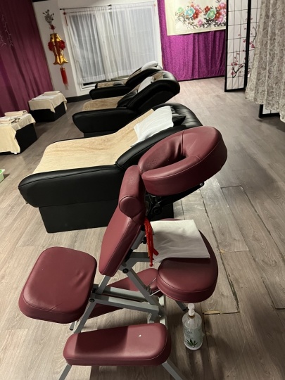 德州按摩店廉售,2万美元,店主要返国故割爱轉讓,多年老店,好