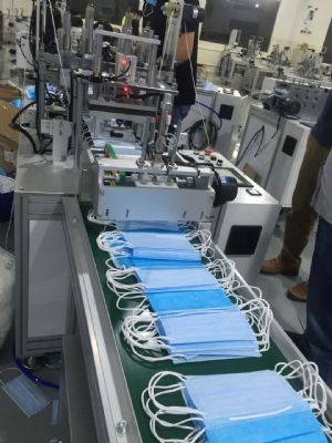 全自动一拖一平面口罩机 一次性口罩生产线 NJ 新泽西地区其 全自动一拖一平面口罩机 一次性口罩生产线 NJ 新泽西地区其